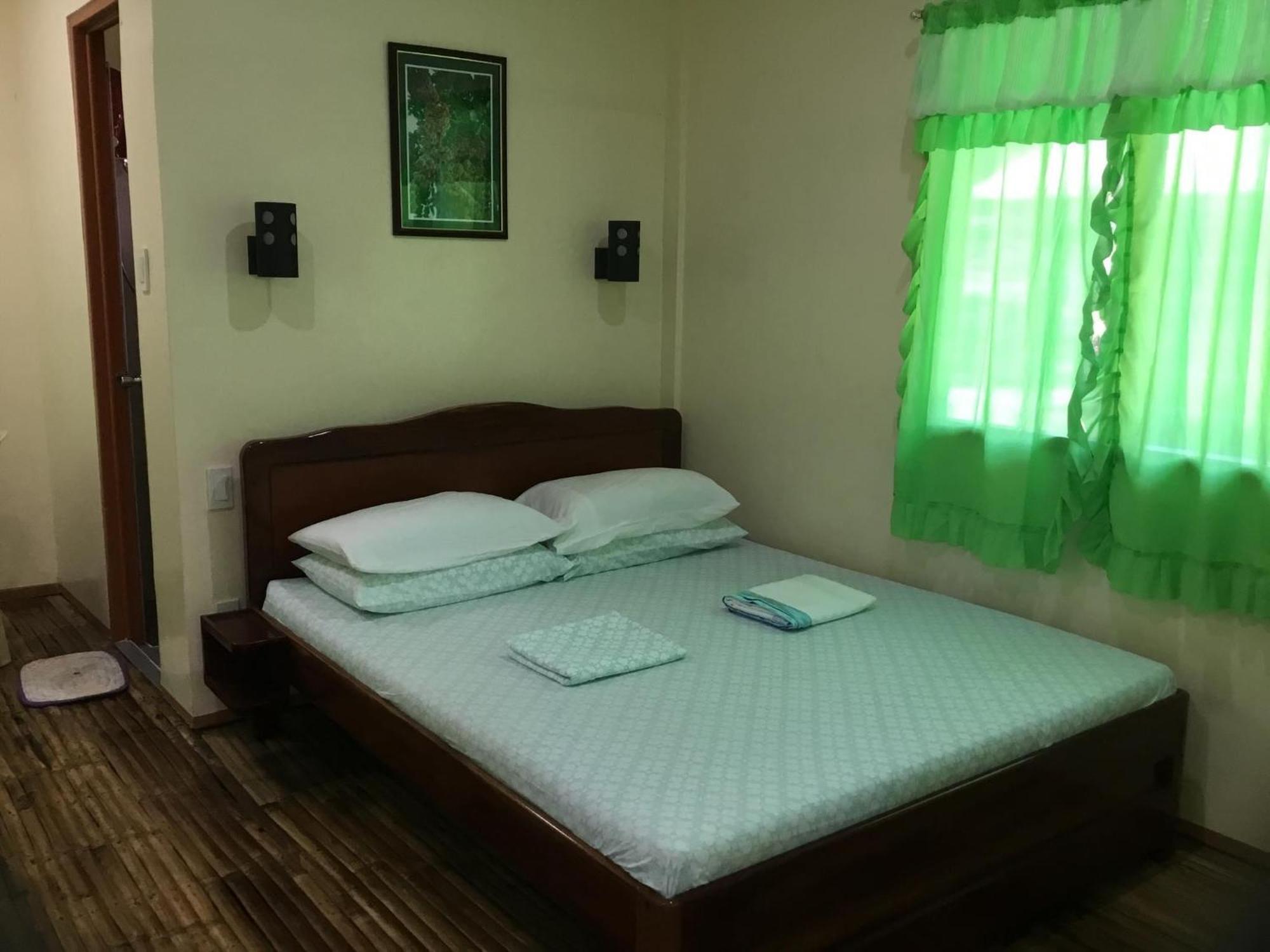 Camiguin Lanzones Resort Мамбаджао Екстериор снимка