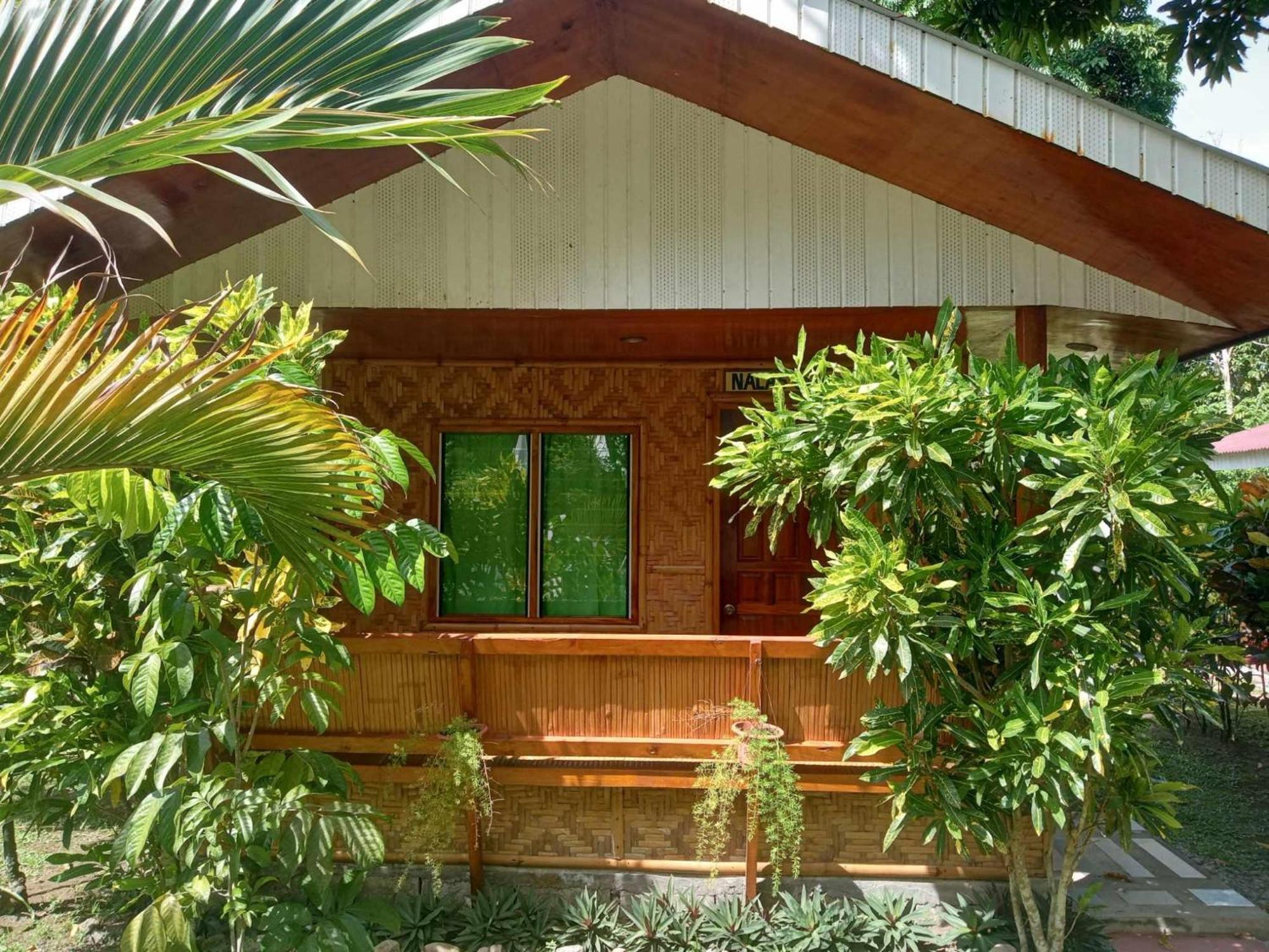 Camiguin Lanzones Resort Мамбаджао Екстериор снимка