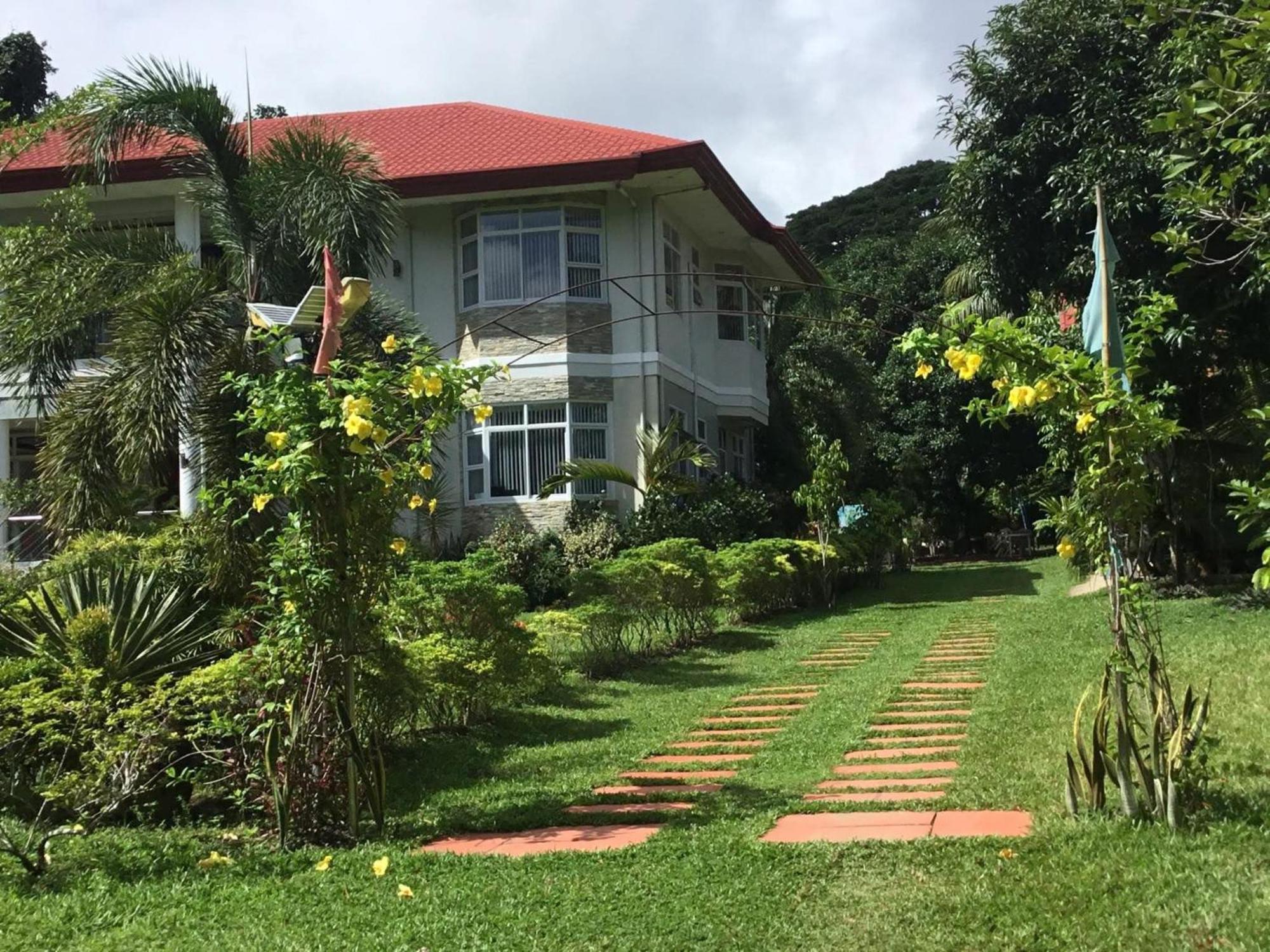 Camiguin Lanzones Resort Мамбаджао Екстериор снимка