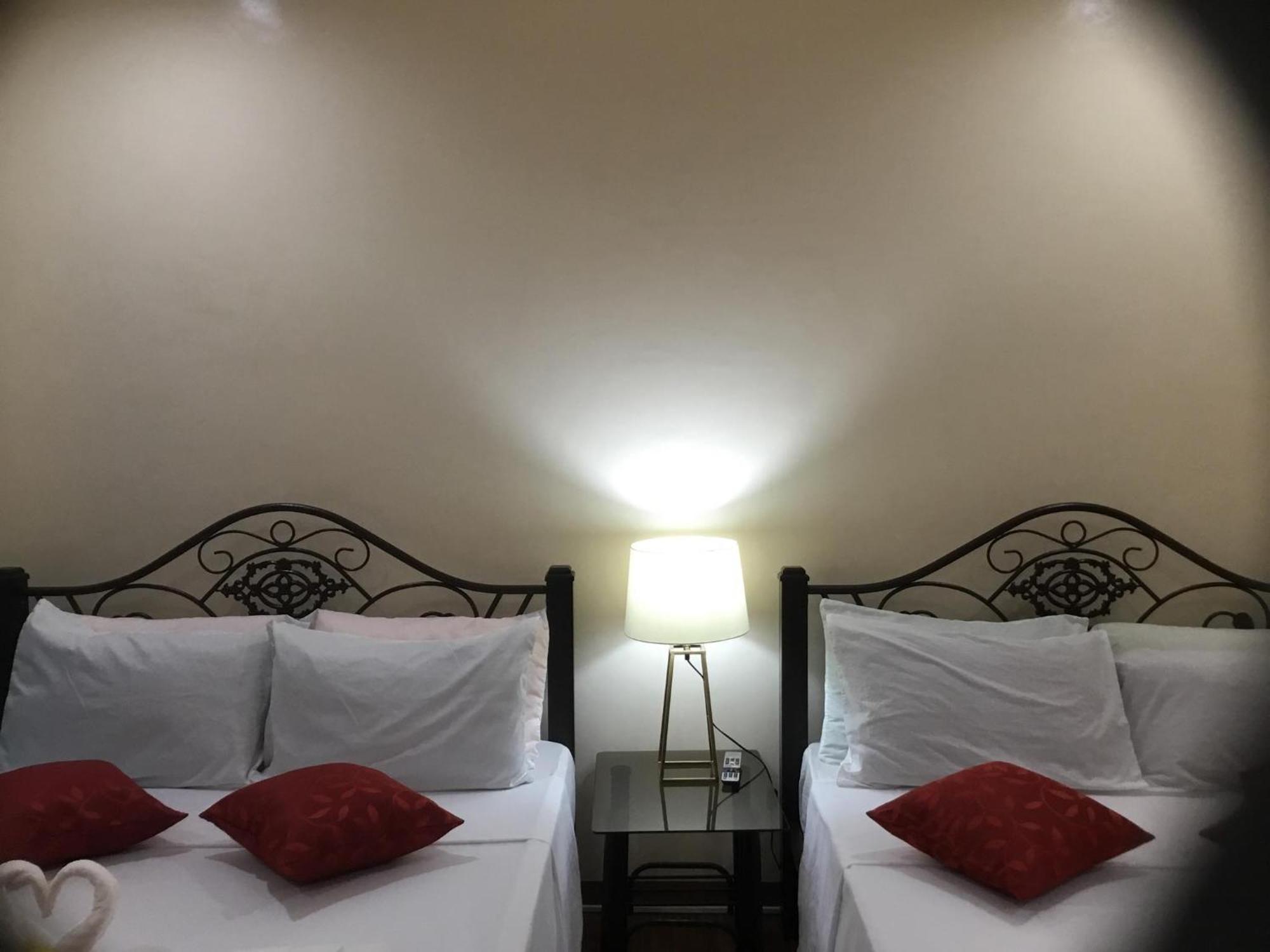 Camiguin Lanzones Resort Мамбаджао Екстериор снимка